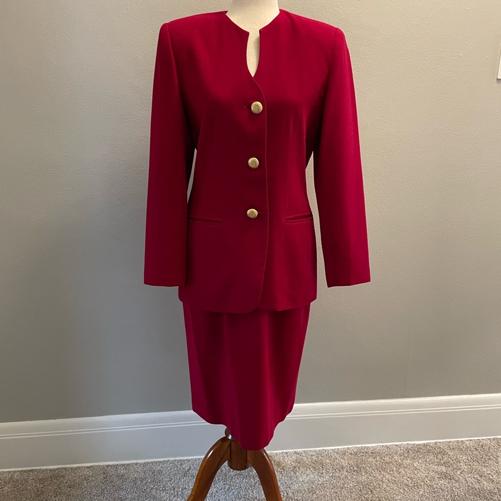 Striking Red 2 Piece Suit